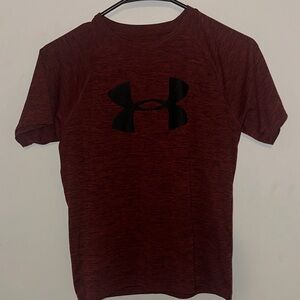 Under Armour Men's Maroon Short Sleeve Tee